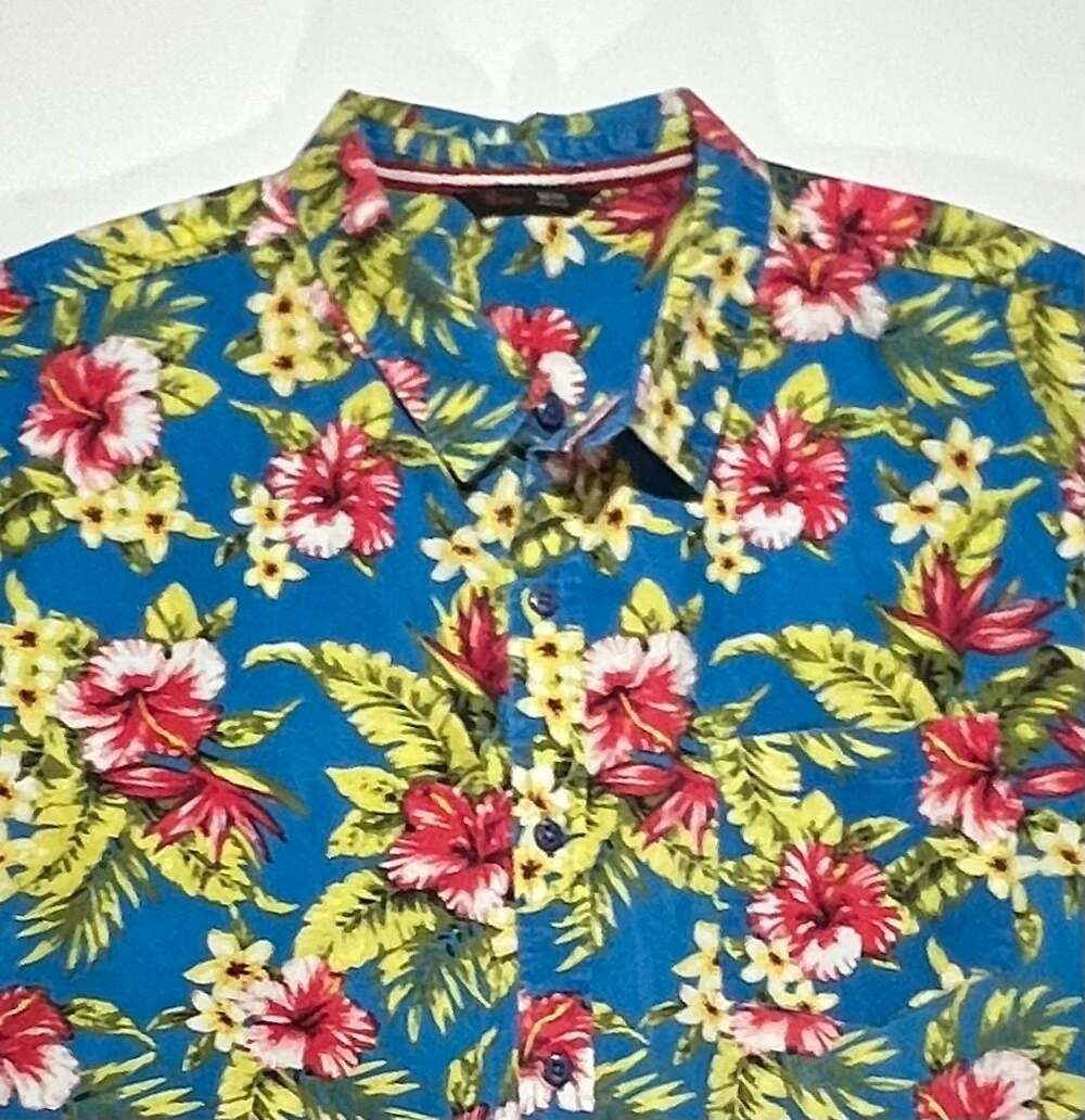 Stoic XXL Blue Tropical Floral Hawaiian Short Sleeve Button Down Shirt Size XXL